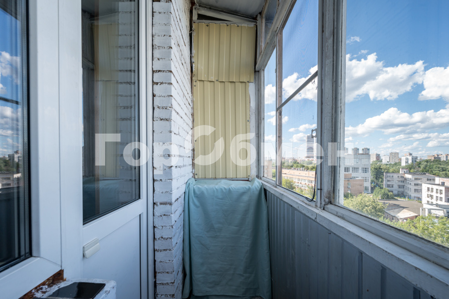 Продажа 2-комнатной квартиры, Москва, Россия,   улица Касаткина