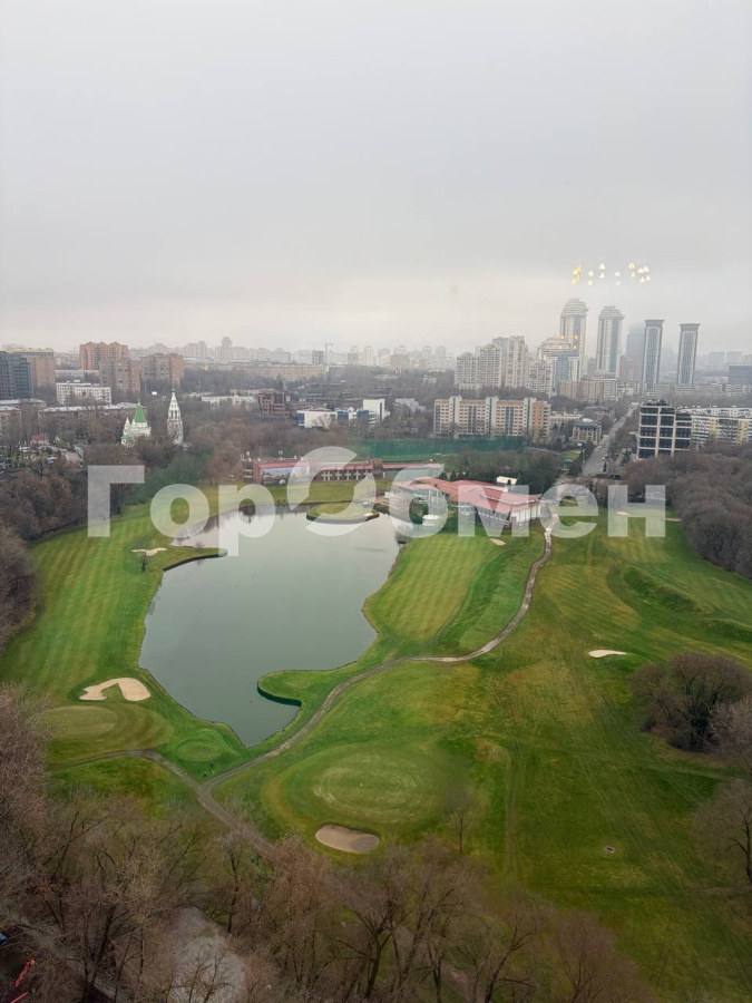 Аренда 3-комнатной квартиры, Москва, Россия,   улица Пырьева