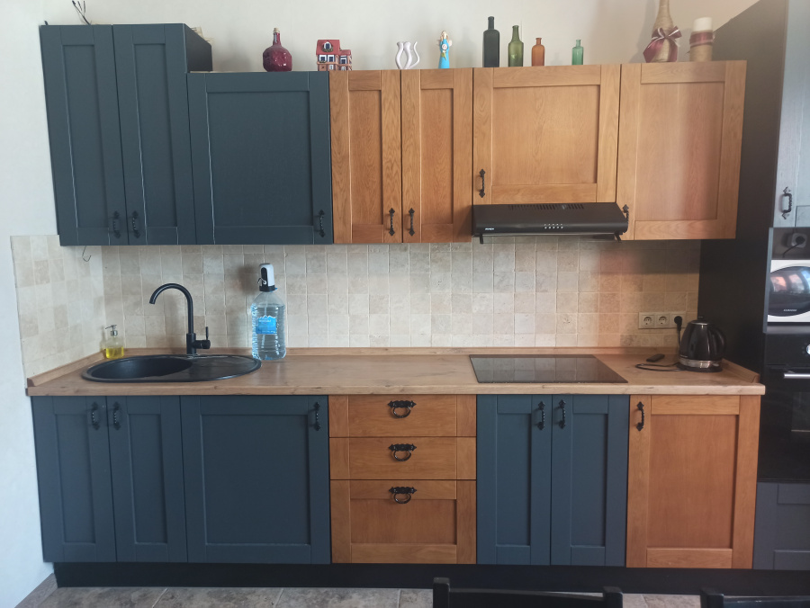 Продажа 3-комнатной квартиры, Москва, Россия,    улица Вертолётчиков