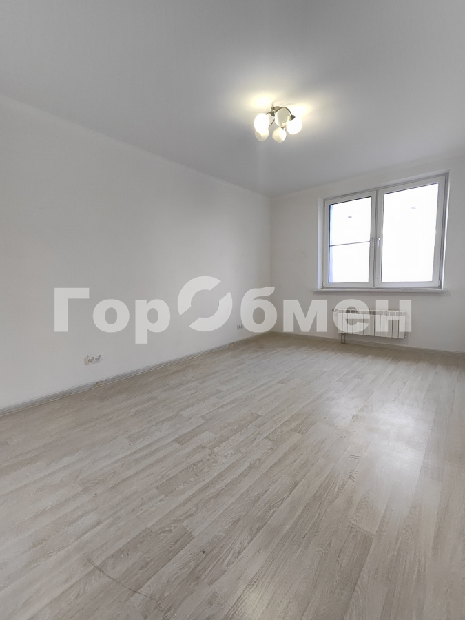 Продажа 2-комнатной квартиры, Москва, Россия,   Флотская улица