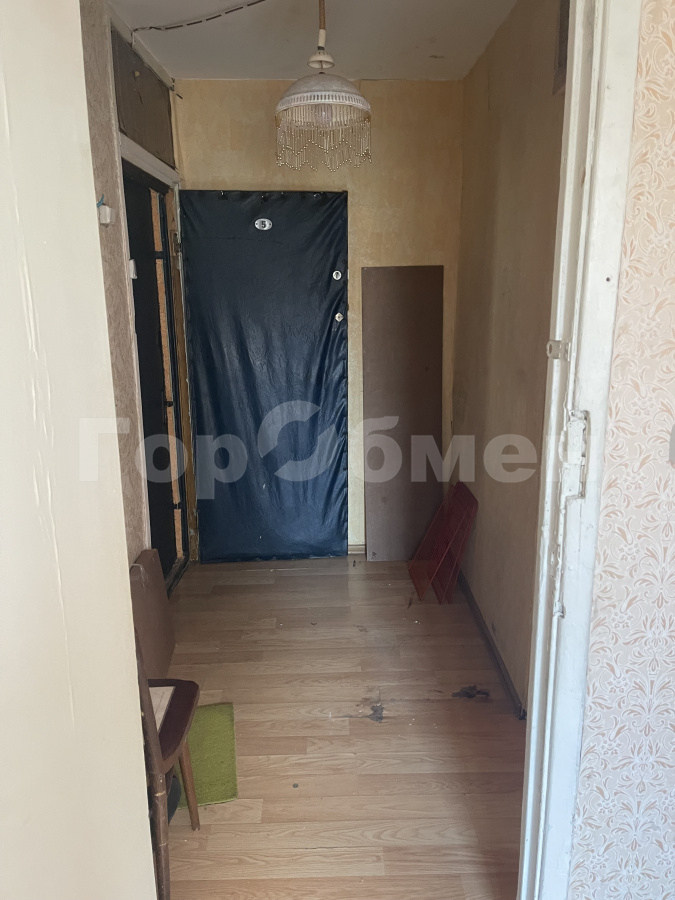 Продажа 2-комнатной квартиры, Москва, Россия,   улица Коминтерна