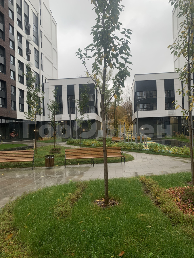 Продажа 2-комнатной квартиры, Москва, Россия,    улица Воейкова