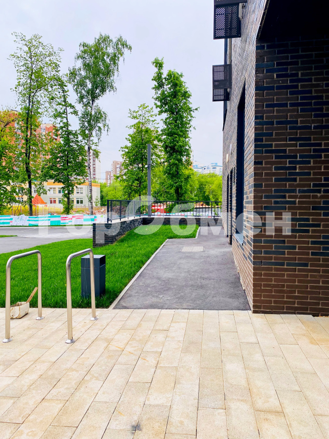 Продажа 3-комнатной квартиры, Москва, Россия,   улица Генерала Глаголева