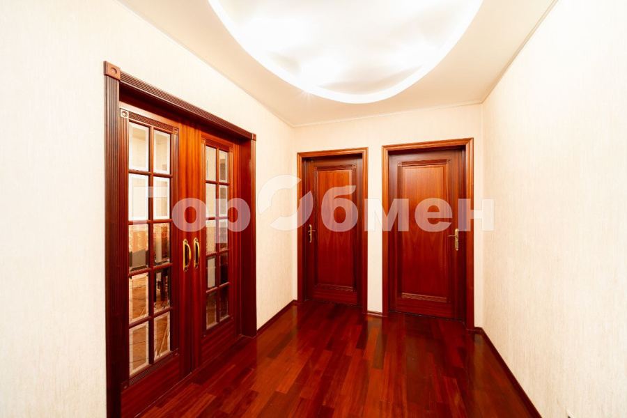 Продажа 4-комнатной квартиры, Королев, Россия,    микрорайон Юбилейный