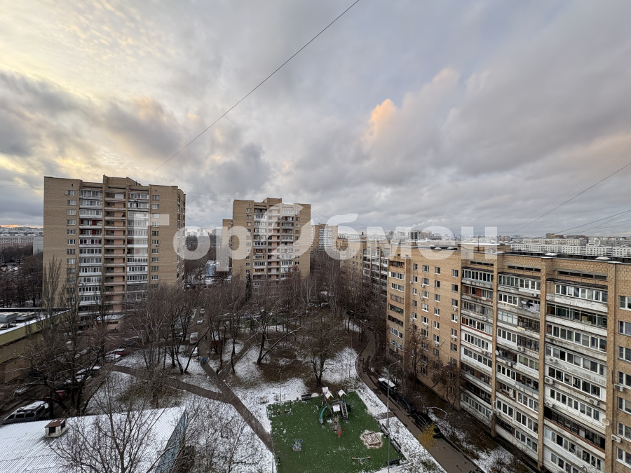 Продажа 2-комнатной квартиры, Москва, Россия,   Лебедянская улица