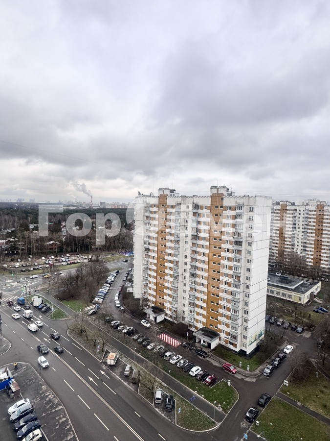 Продажа 2-комнатной квартиры, Москва, Россия,   Лукинская улица