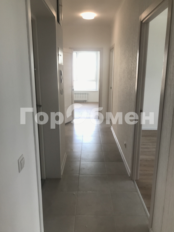 Продажа 3-комнатной квартиры, Москва, Россия,   улица Генерала Глаголева