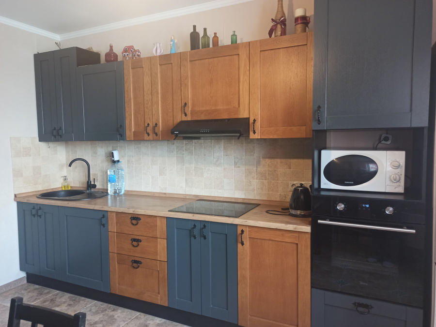 Продажа 3-комнатной квартиры, Москва, Россия,    улица Вертолётчиков