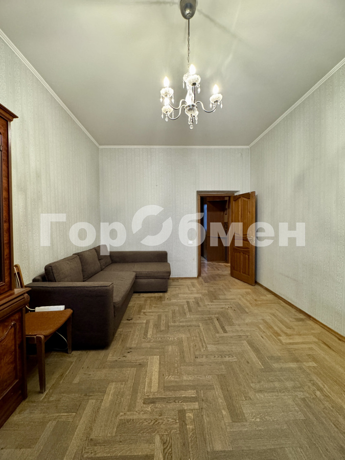 Продажа 2-комнатной квартиры, Москва, Россия,   улица Ремизова