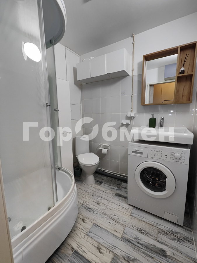 Аренда 1-комнатной квартиры, Москва, Россия,   Живописная улица