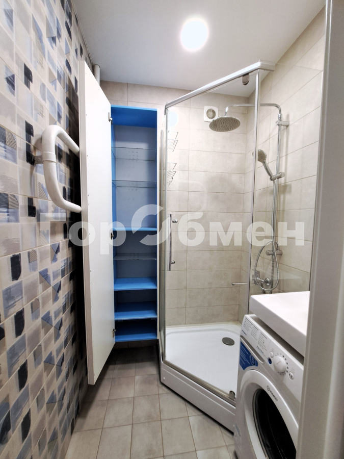 Аренда 2-комнатной квартиры, Москва, Россия,   Васильевская улица