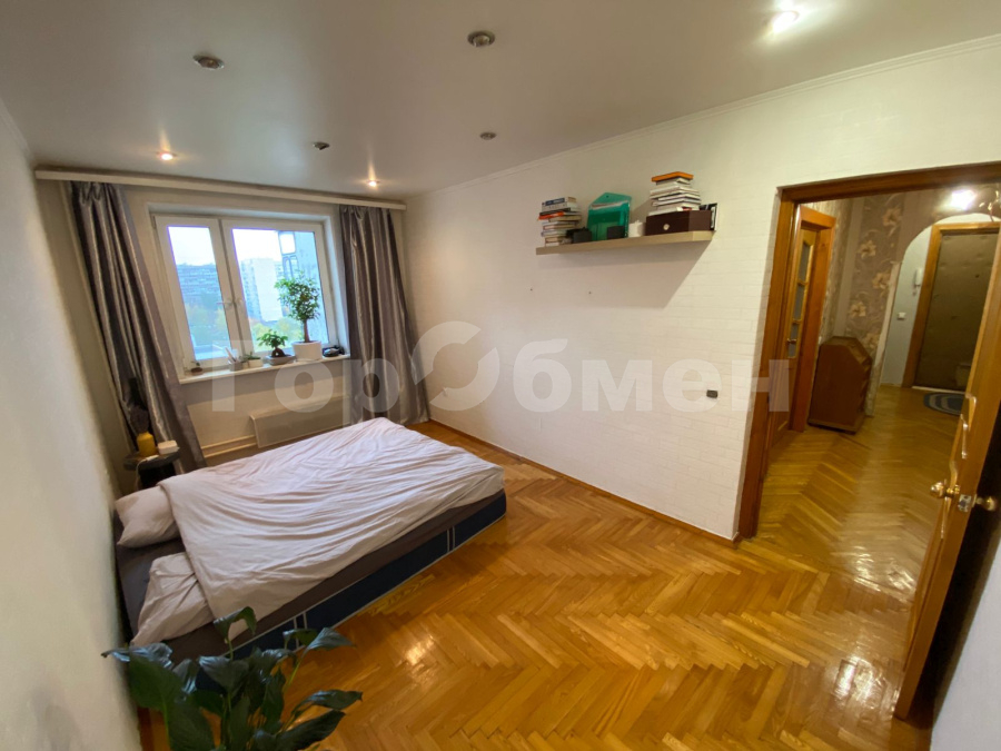 Продажа 3-комнатной квартиры, Москва, Россия,   Новокосинская улица