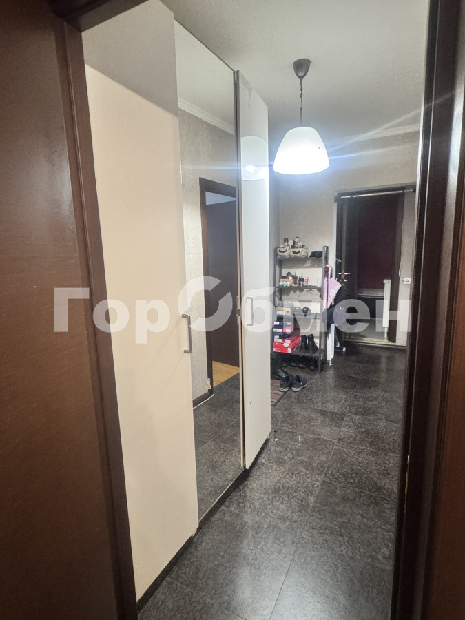 Продажа 2-комнатной квартиры, Москва, Россия,   Лукинская улица