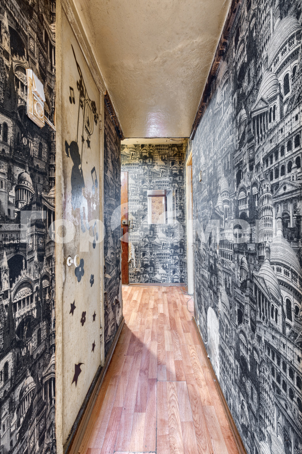 Продажа 1-комнатной квартиры, Москва, Россия,   Полярная улица