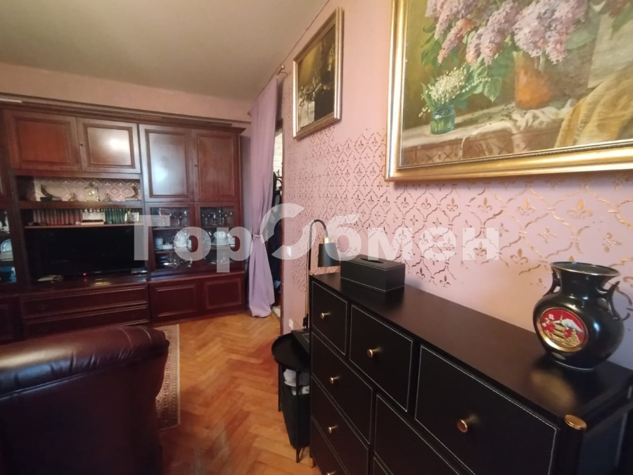 Продажа 2-комнатной квартиры, Москва, Россия,    Ленинский проспект