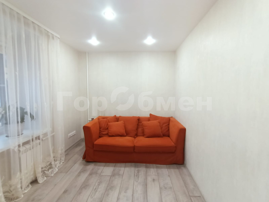 Продажа 2-комнатной квартиры, Москва, Россия,   улица Искры