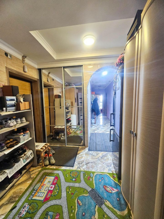 Продажа 5-комнатной квартиры, Мытищи, Россия,   городской округ   улица Колпакова