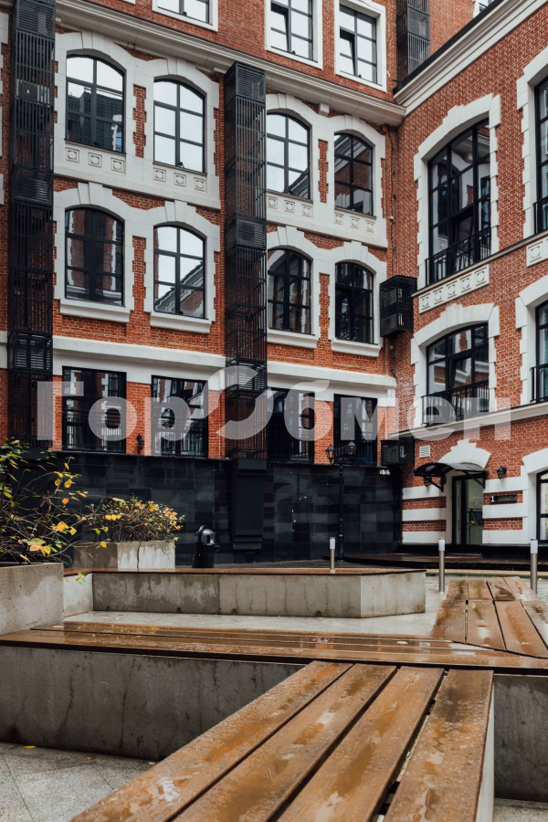 Продажа 2-комнатной квартиры, Москва, Россия,    Нижняя Красносельская улица