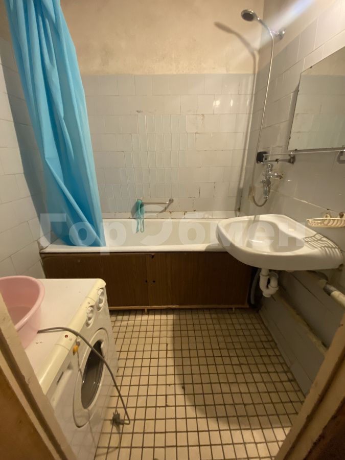 Продажа 2-комнатной квартиры, Москва, Россия,   проезд Досфлота