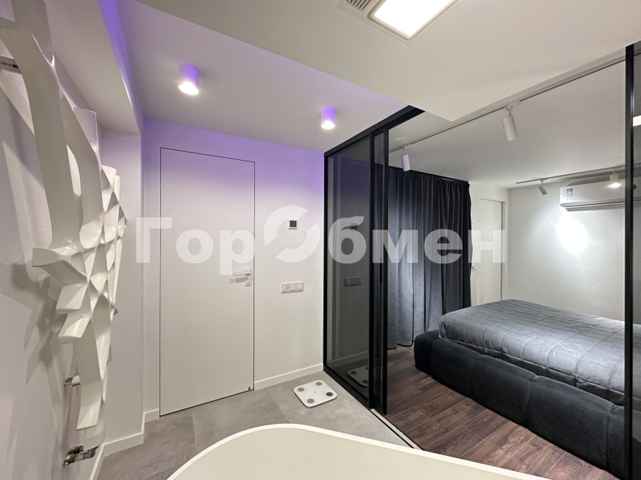 Продажа 4-комнатной квартиры, Москва, Россия,    Шелепихинская набережная