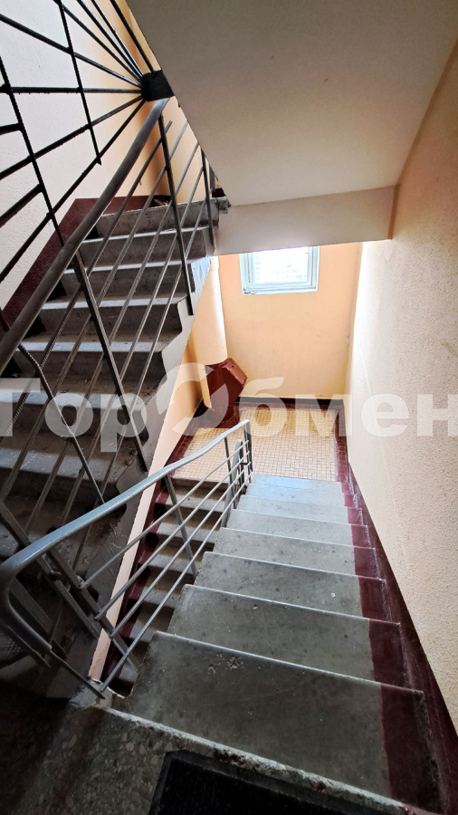 Продажа 1-комнатной квартиры, Москва, Россия,   шоссе Энтузиастов