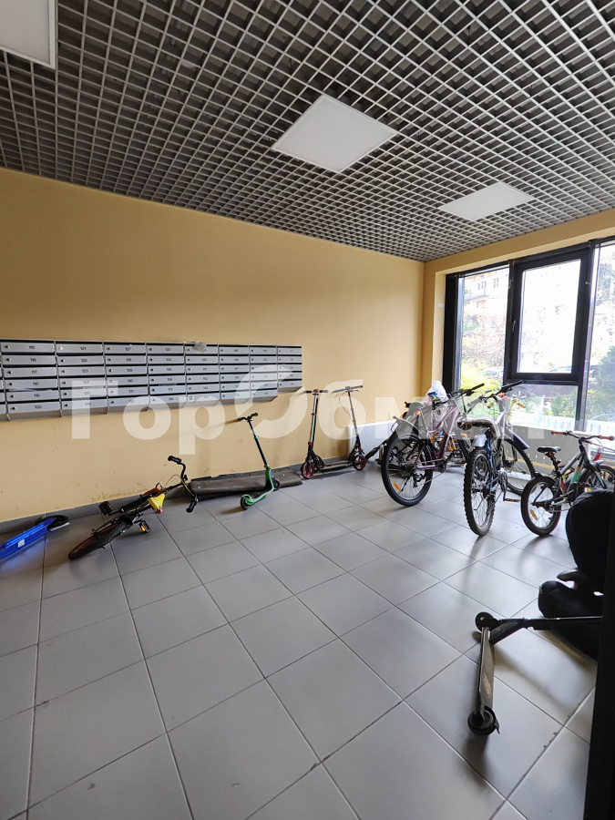 Продажа 2-комнатной квартиры, Москва, Россия,   Флотская улица