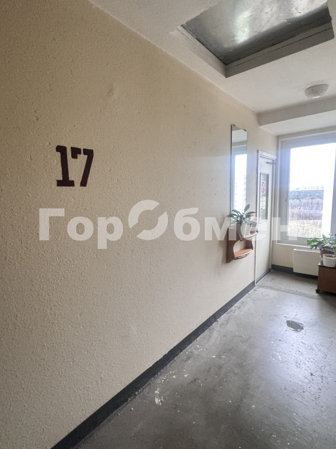 Продажа 2-комнатной квартиры, Москва, Россия,   Лукинская улица