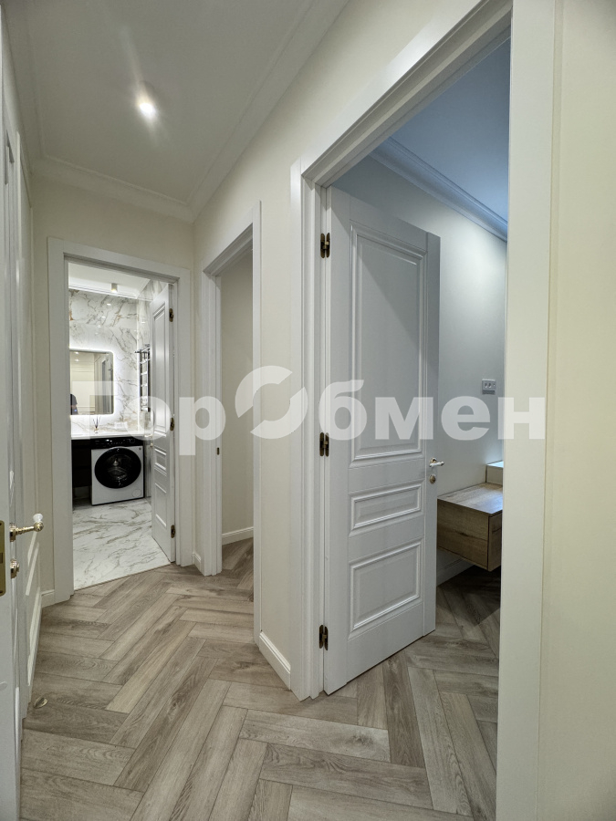 Аренда 2-комнатной квартиры, Москва, Россия,   улица Янковского