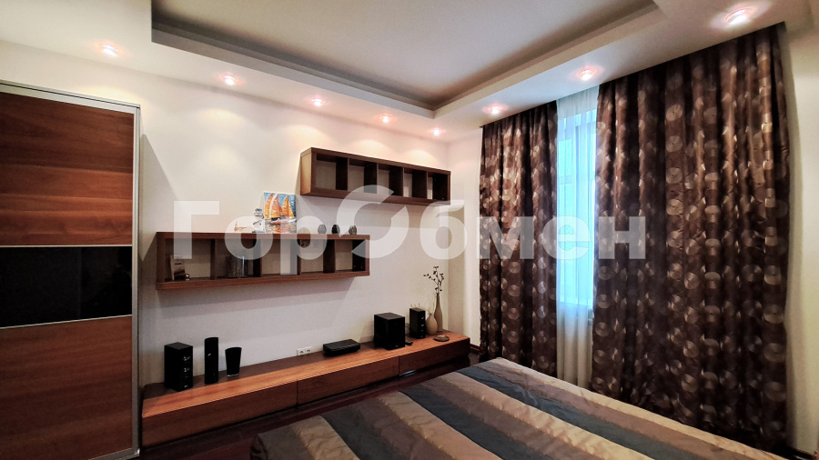 Аренда 3-комнатной квартиры, Москва, Россия,   улица Тёплый Стан