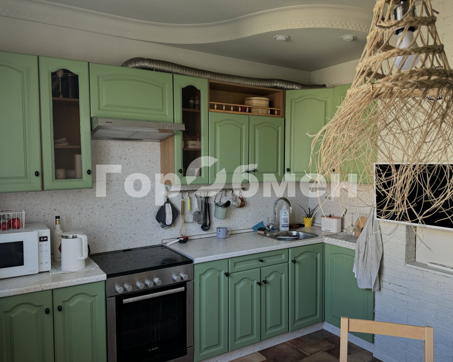 Аренда 3-комнатной квартиры, Москва, Россия,   улица Мичуринский Проспект