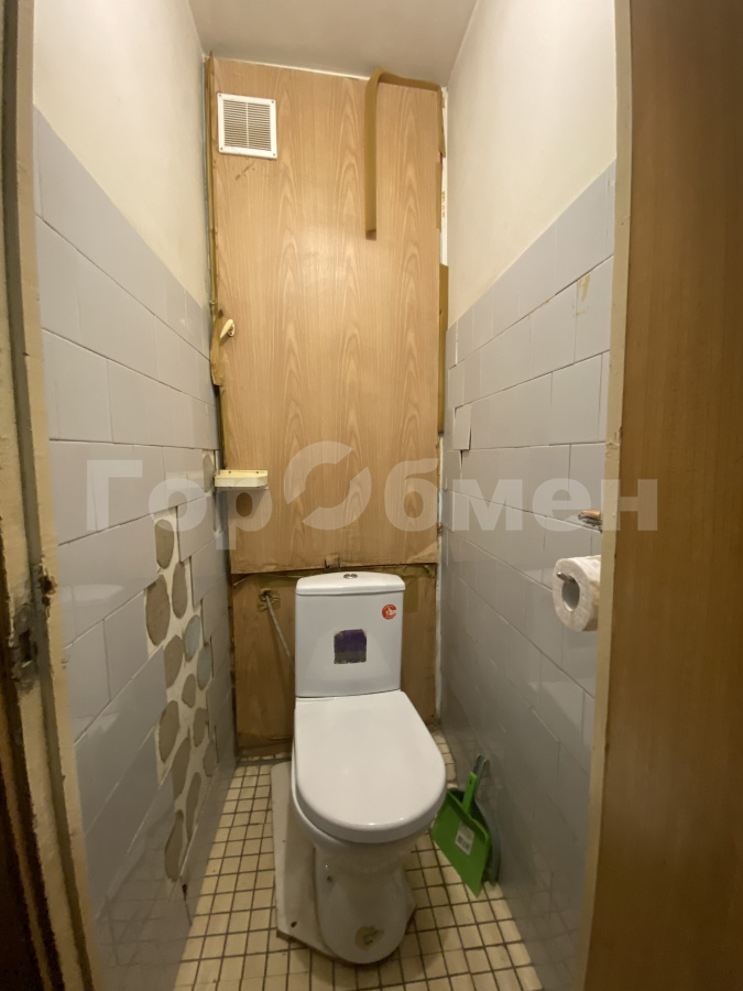 Продажа 2-комнатной квартиры, Москва, Россия,   проезд Досфлота