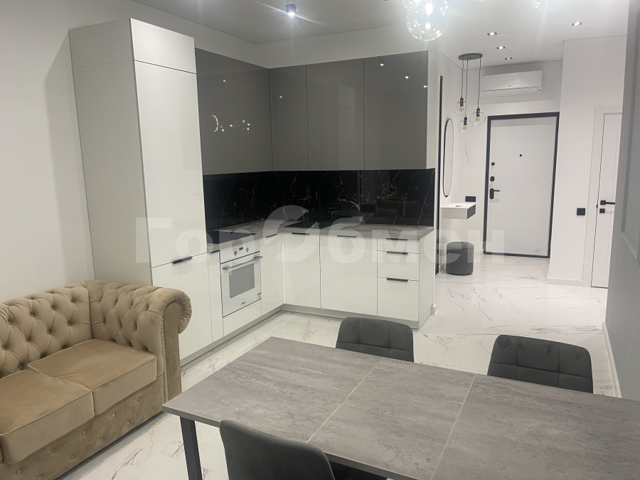 Продажа 2-комнатной квартиры, Москва, Россия,   улица Виктора Маслова