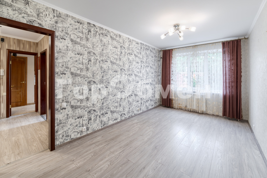 Продажа 3-комнатной квартиры, Московская, Россия,   городской округ Домодедово