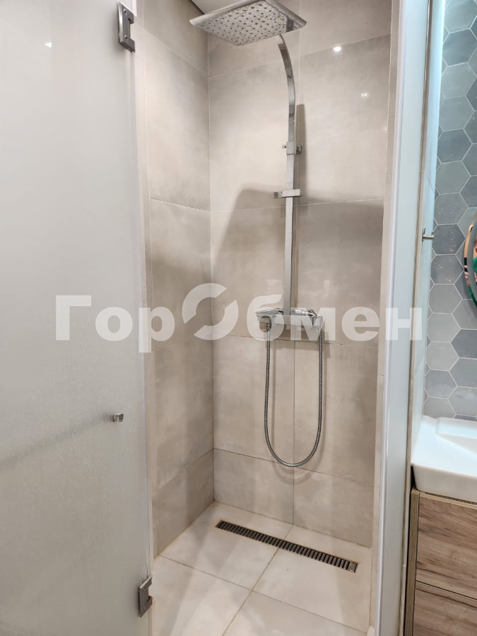 Аренда 3-комнатной квартиры, Москва, Россия,   Профсоюзная улица