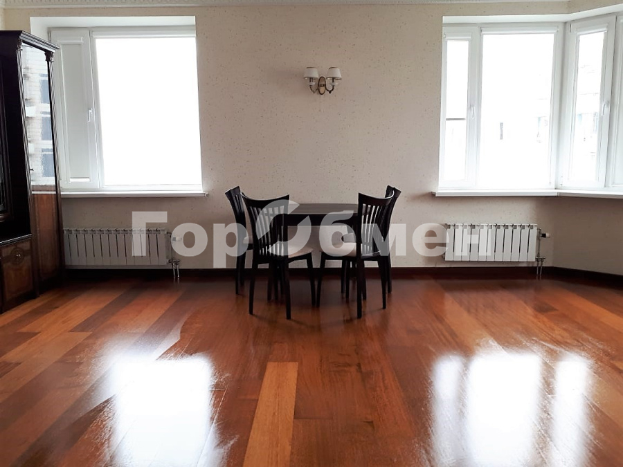 Аренда 3-комнатной квартиры, Москва, Россия,   улица Раменки