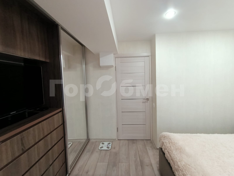 Продажа 2-комнатной квартиры, Москва, Россия,   улица Искры