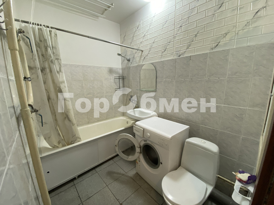 Продажа 1-комнатной квартиры, Москва, Россия,    Ангарская улица