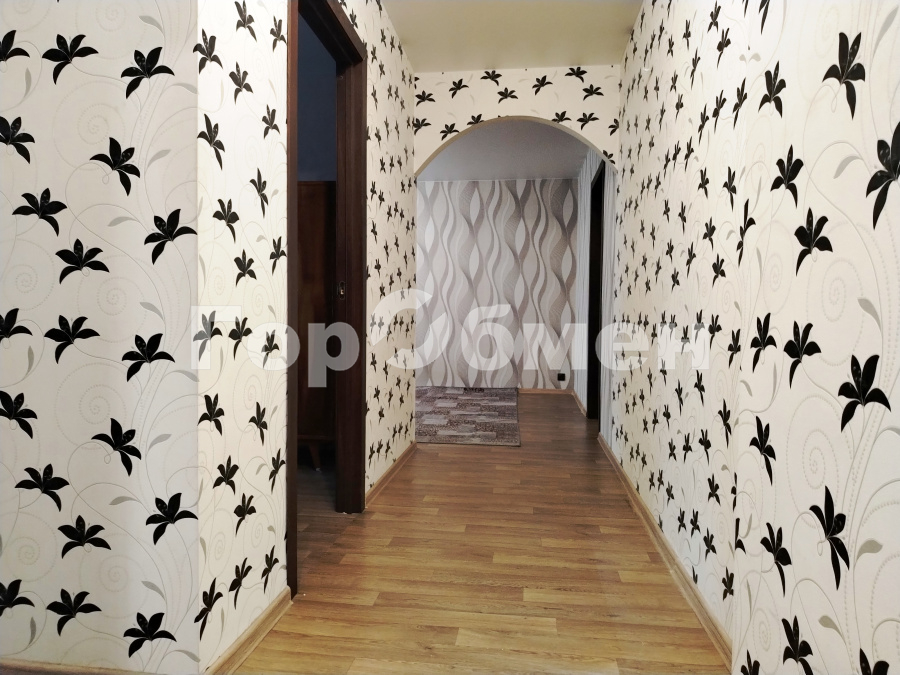 Продажа 3-комнатной квартиры, Москва, Россия,    улица Миклухо-Маклая