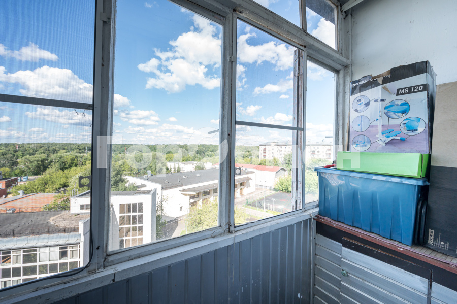 Продажа 2-комнатной квартиры, Москва, Россия,   улица Касаткина