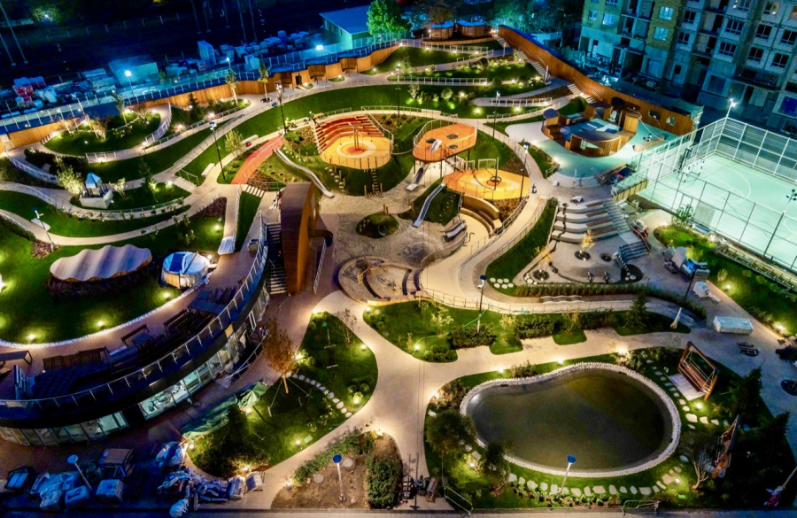 Продажа 2-комнатной квартиры, Москва, Россия,    улица Академика Королёва