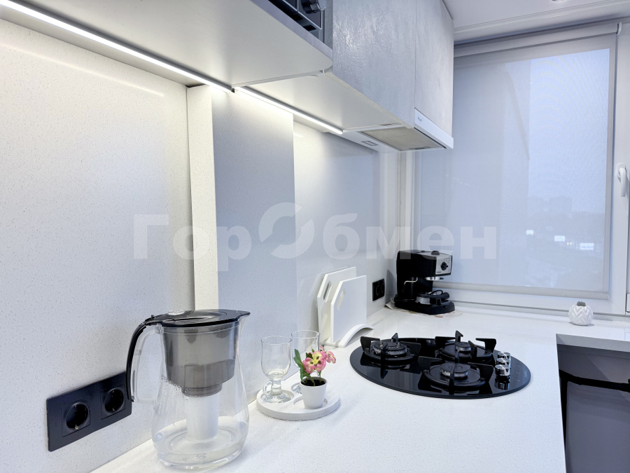 Аренда 3-комнатной квартиры, Москва, Россия,    Славянский бульвар