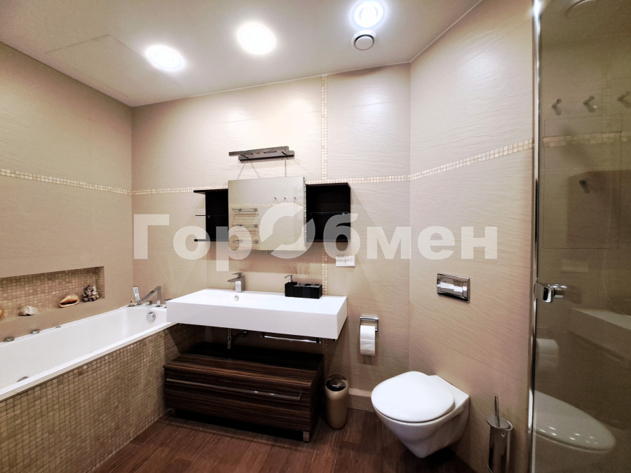 Аренда 3-комнатной квартиры, Москва, Россия,   улица Тёплый Стан