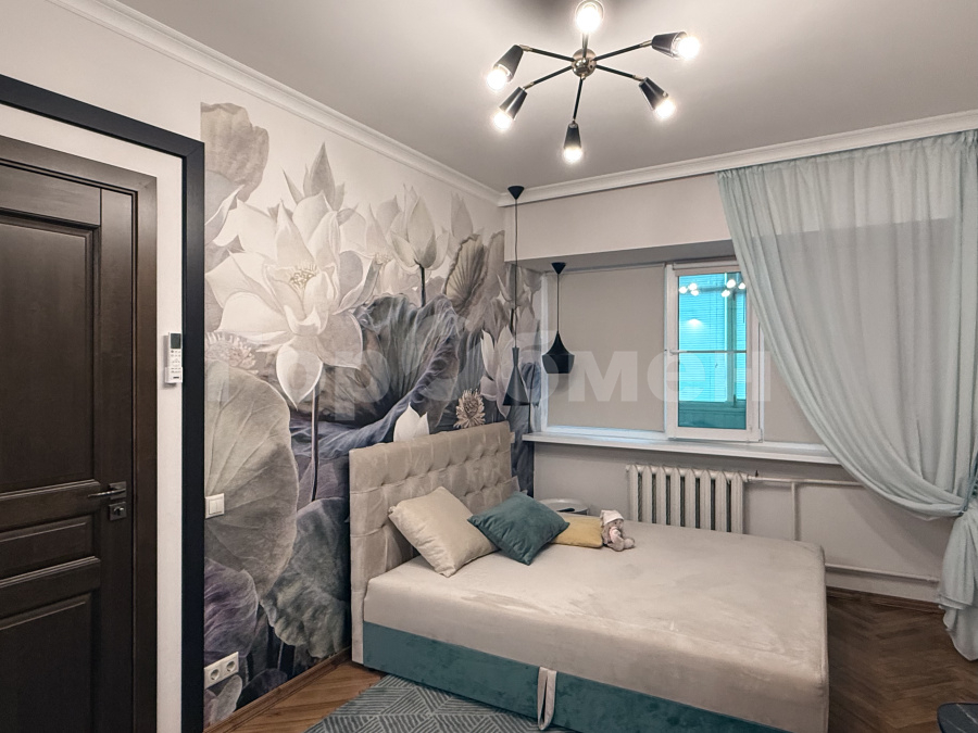 Аренда 3-комнатной квартиры, Москва, Россия,    Славянский бульвар